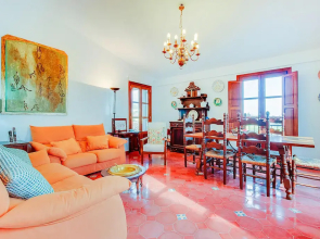 Cottage, Consell In Consell