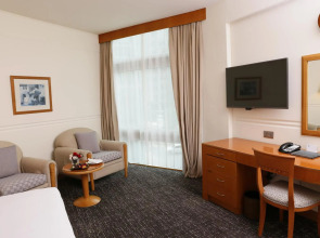 J5 Hotels Port Saeed