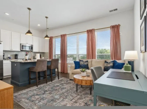 Top Floor 1BR At Luxe23