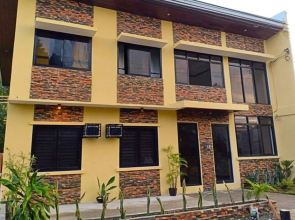 Monati Hostel Panglao