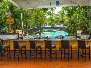 Riande Aeropuerto Hotel & Casino