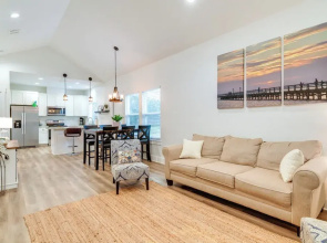 1 Mi to Beach: Retreat w/ Large Yard in Rockport