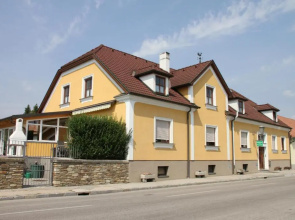 Gästehaus Fischer Rohrendorf