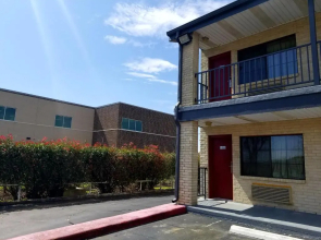 Executive Inn