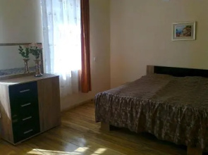 Guest House Tsitsinatela