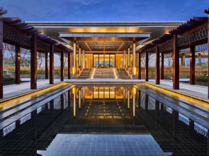 Lushan West Sea Resort, Curio Collection by Hilton