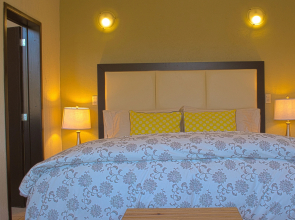 Casa Corazón de Plata Suites