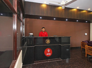 OYO 8944 Hotel Red Carpet
