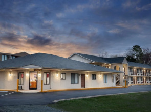 Super 8 Burlington NC