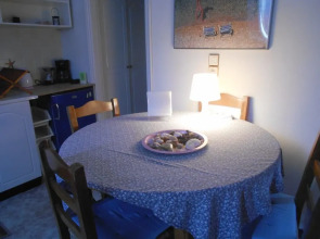 Holiday Apartment With sea View and Mountains View