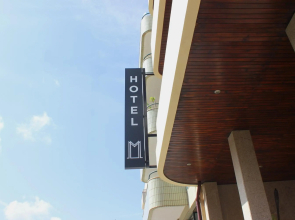 Hotel M
