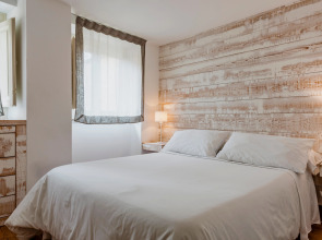 Ferrini Home Residence 150