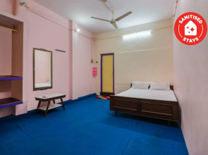 SPOT ON 46580 Laxmi Atithi Bhawan