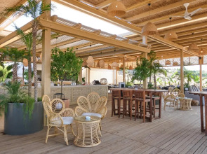 Liu Resorts - All inclusive