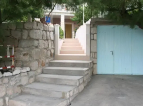 Apartment Djulijana