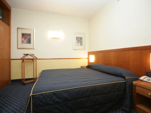 Pacific Hotel Fortino