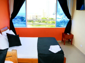 E11C Estudio en Cartagena frente al mar