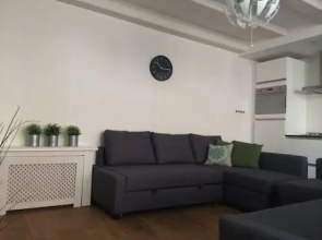 Jordaan House