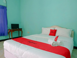 RedDoorz Syariah near Sekuro Beach Jepara