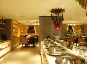 Orange Hotel Guangzhou Quzhuang Metro Station