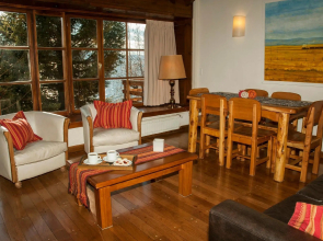 Pailahue Lodge & Cabañas