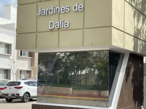 Casa Jardines de Dalia