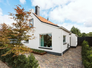 Dorpsweg 9 - Ouddorp near the beach with private terrace - not for companies