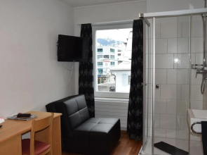 Hotel Rätia