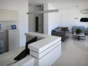 Simon Apartments