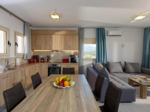 Queens Villas