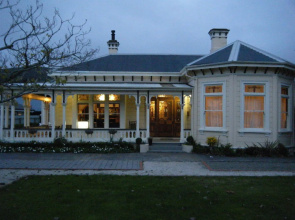 Collingwood Manor Bed & Breakfast