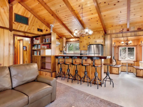 Cabin Idle Ours #933