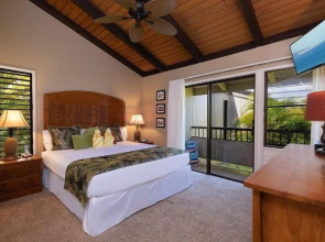 Wailea Ekolu, #312 1 Bedroom Condo by RedAwning