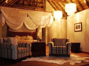 Royal Chundu River Lodge
