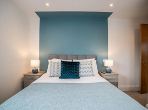 2BR Harbour View Near Babbacoombe&Beach