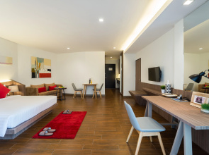 J Inspired Hotel Pattaya