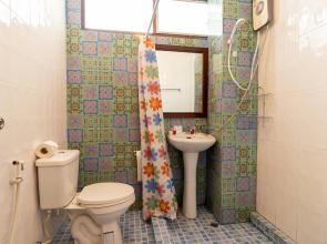 Thipurai Annex Hotel