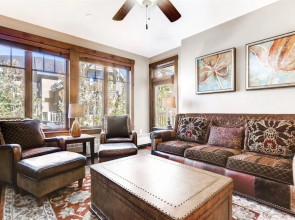 Luxury 3 Bedroom Breckenridge Vacation Rental with Mountain Views Steps from Historic Main Street