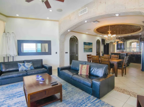 Esmeralda Beach Resort