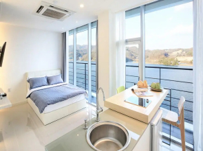 Gapyeong White Cube 24 Spa Pension