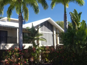 Comfort Inn & Suites Trinity Beach Club