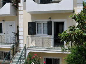 Chrisanthi Apartments