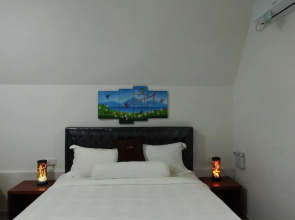 Madu Tiga Beach & Resort
