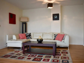 3 Bedroom Penthouse Near City Centre