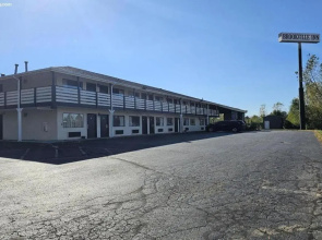 Brookville Inn By OYO Near Dayton International Airport