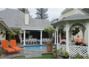 Mulligans Golf Lodge