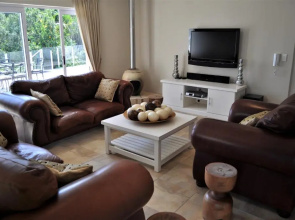Rivertides 6 Apartment
