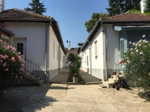 Apartments42