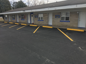 Kentland Motel