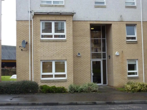 Paisley Central Apartment #2